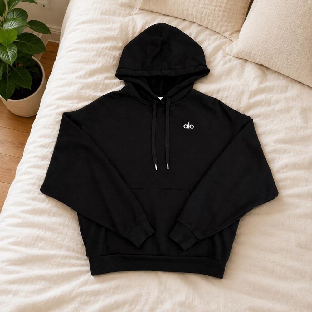 Alo Accolade Hoodie Sweatshirt – Black